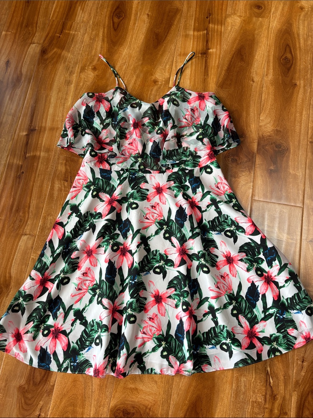 Vince Camuto White Dress with Orange Floral & Green Leaves